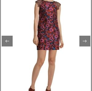 Never worn - Trina Turk Shift Dress